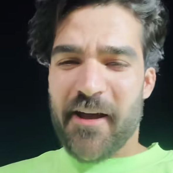آهنگ جدید حمیدرضا بابایی لباس بی تن گیریله بی بند همزادم گرد غم